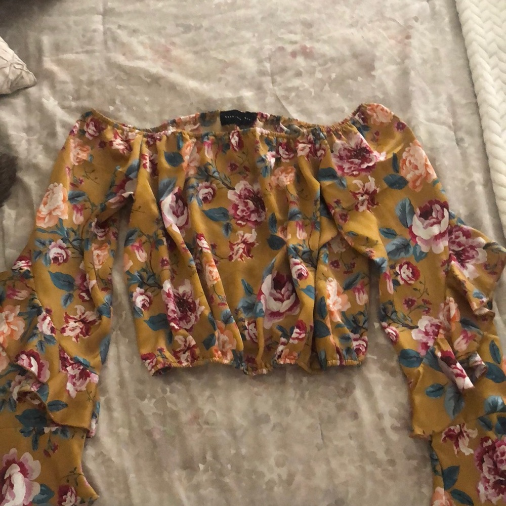 Crop top